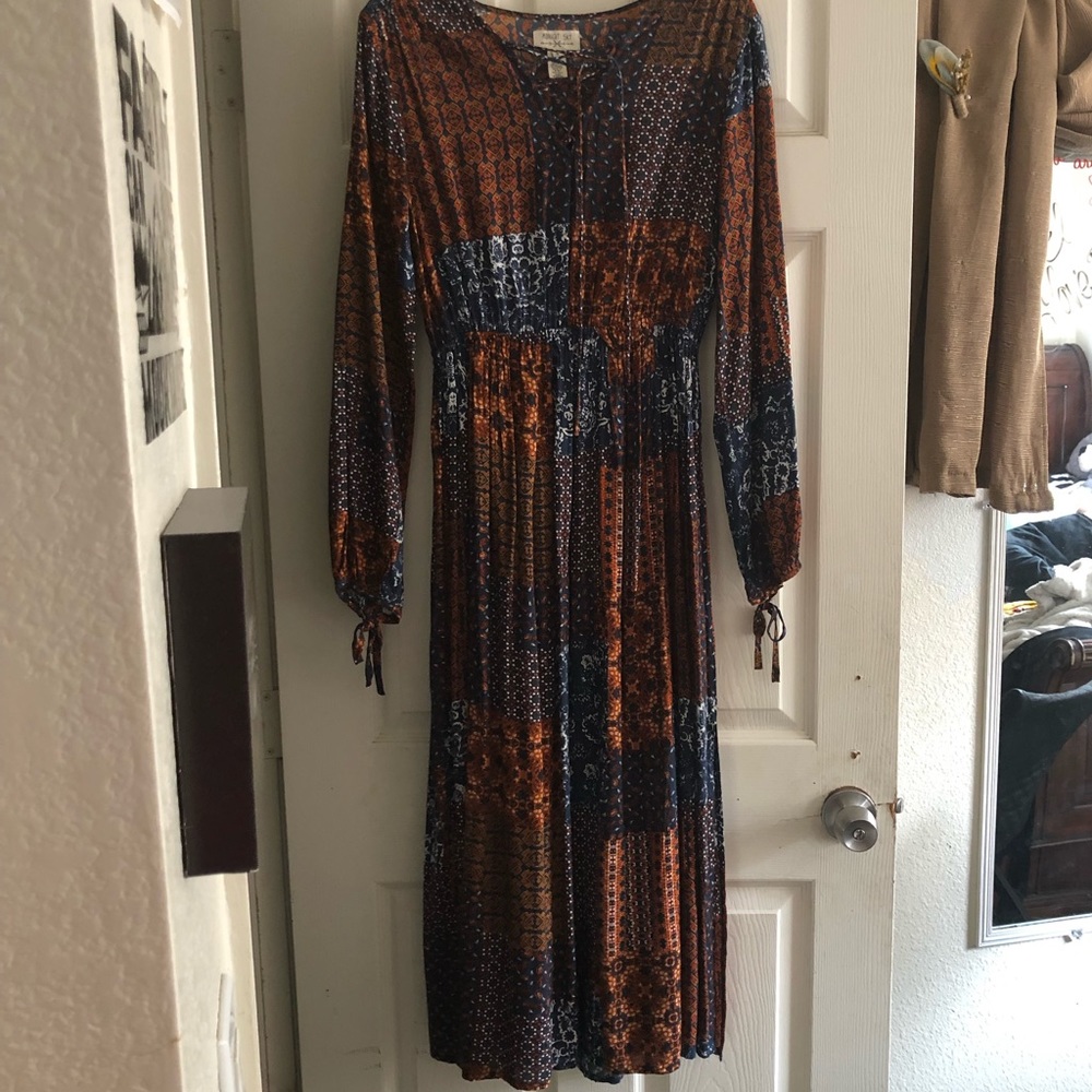 💙 Long sleeve patterned dress 🧡